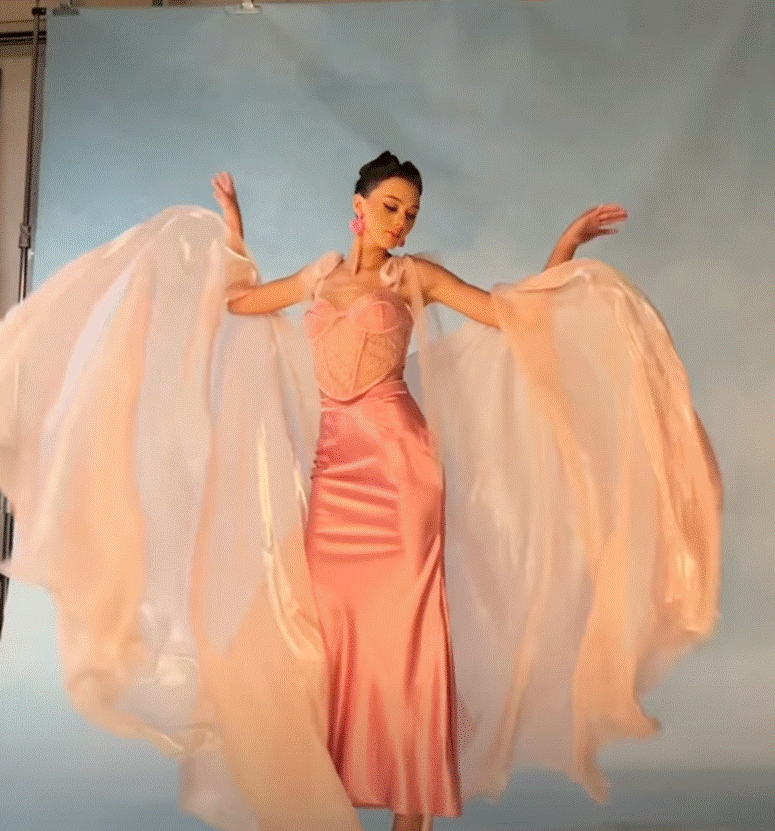 Vợ mẫu Tây của Bùi Tiến Dũng xinh đẹp cuốn hút khi diện áo dài Việt Nam, chuẩn con dâu Việt-4