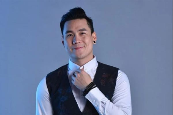 Thân thế không phải dạng vừa của nam ca sĩ vừa bị phạt 245 triệu đồng vì mua cổ phiếu chui-7