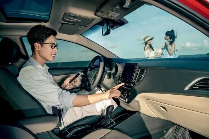 Tại sao mùa hè bật điều hòa mà ô tô vẫn nóng?-1