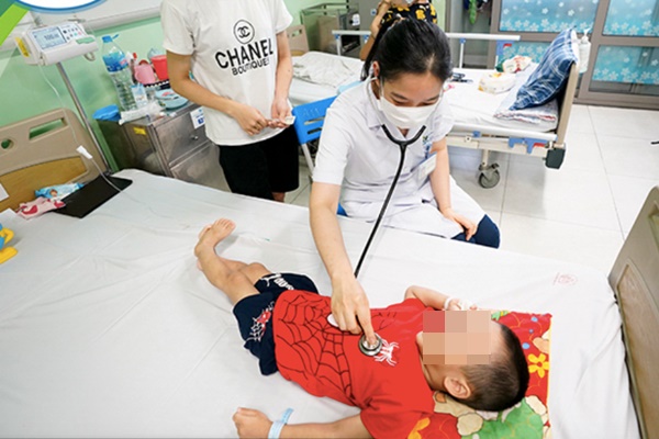 Khi nào con cần đi khám, tiêm thuốc tăng chiều cao?-2