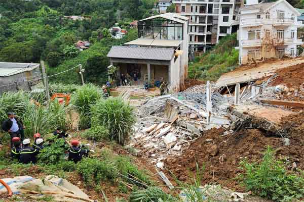 Hiện trường vụ sạt lở, vùi lấp nhiều người ở Đà Lạt-12