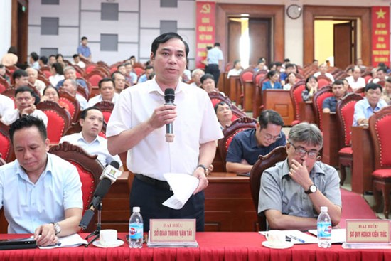 Chủ tịch UBND Thành phố Trần Sỹ Thanh tiếp xúc cử tri huyện Mê Linh, Sóc Sơn