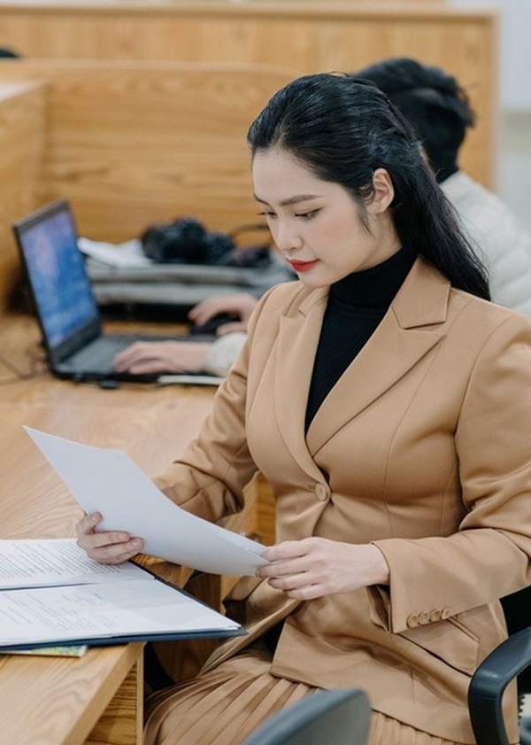 Nàng hậu vừa đăng quang dính liên hoàn phốt, không được thi quốc tế vì điều này-5