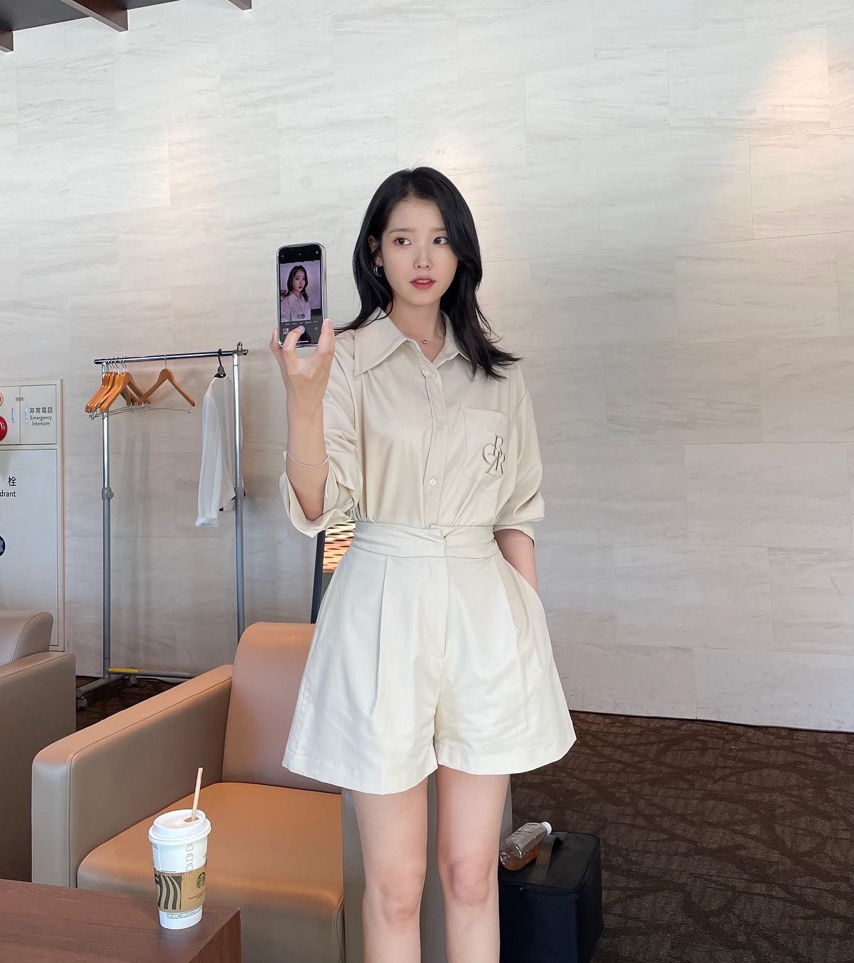 4 nữ diễn viên Hàn Quốc có phong cách tối giản mà sang trọng-10