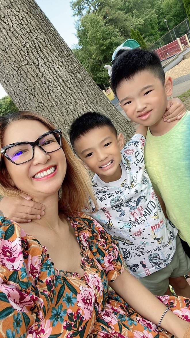 Phạm Thanh Thảo mua siêu xe 20 tỷ, sống ngập trong du thuyền biệt thự ở Mỹ, chồng đại gia than mình có tiền, sao không cho anh mua đồ cho con-6