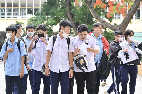 Phạt 12,5 triệu đồng người đăng tin sai sự thật kỳ thi tốt nghiệp THPT 2023-1