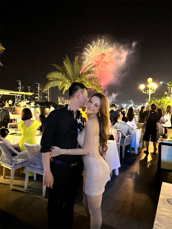 Huyền Baby than lạnh, chồng đại gia lập tức có hành động đỉnh cao chiều vợ-1