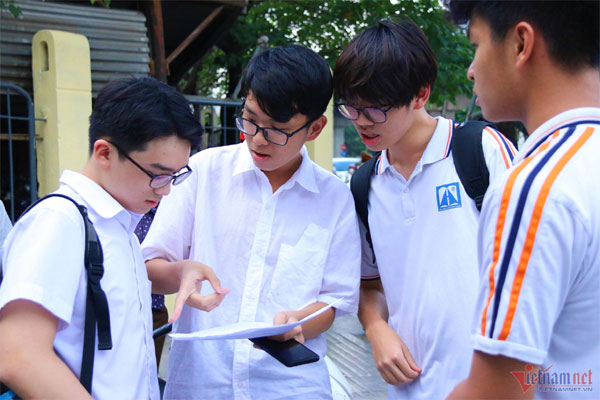 Hôm nay, Hà Nội họp xét điểm chuẩn vào lớp 10 công lập năm 2023-1