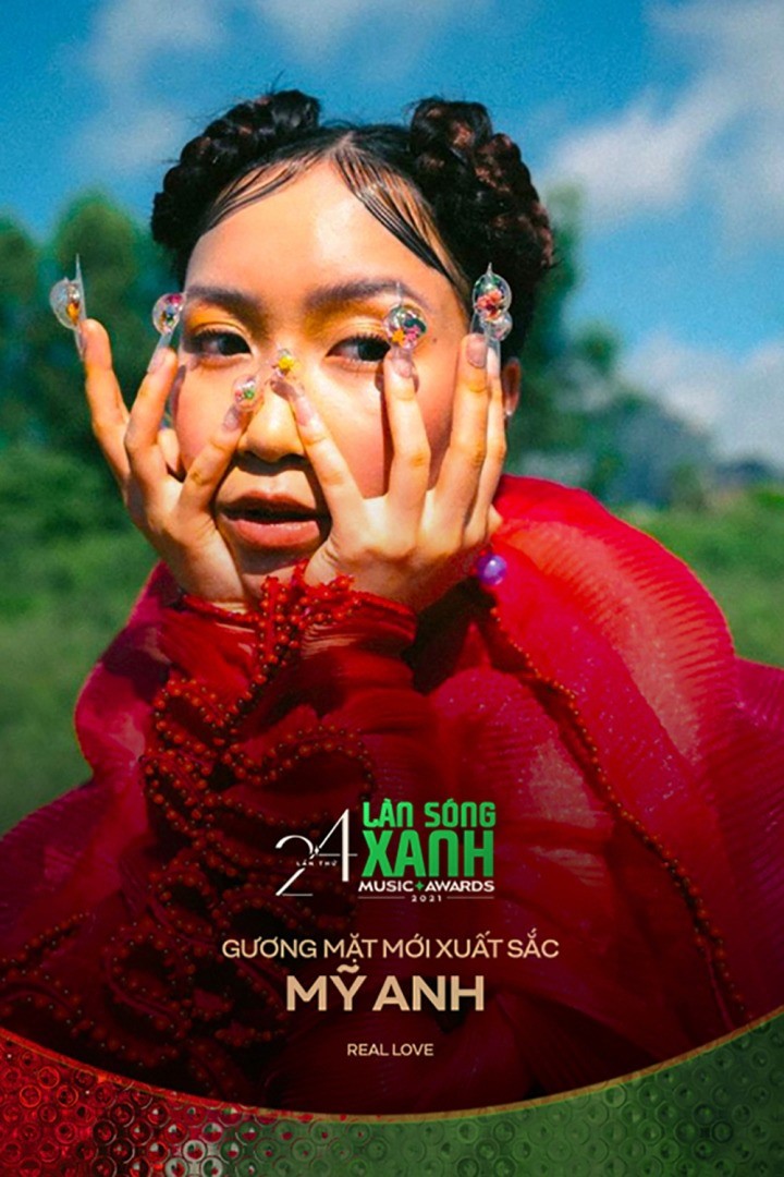 Diva Mỹ Linh 26 năm nuôi con riêng của chồng, thương như con đẻ, cô gái khi lớn nói một câu về mẹ quá ấn tượng-7