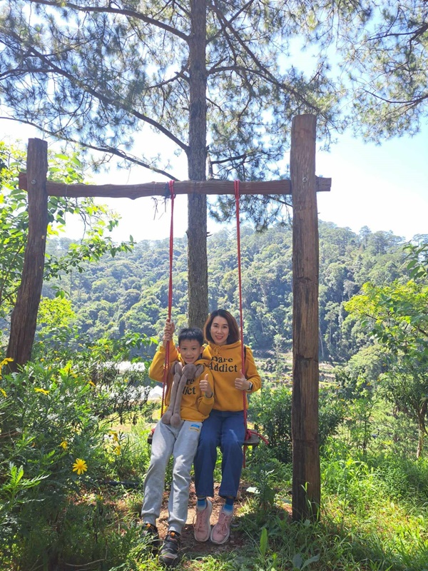 Mẹ đơn thân sở hữu khu vườn sân thượng trĩu quả ngay giữa Sài Gòn-1