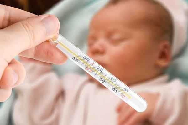 Cảnh báo: Đề phòng viêm não, màng não khi trẻ sốt cao, đau đầu-2