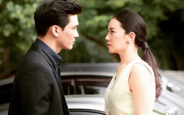 Từ ngày bạn trai cũ trở thành hàng xóm, tôi luôn sống trong bất an-1