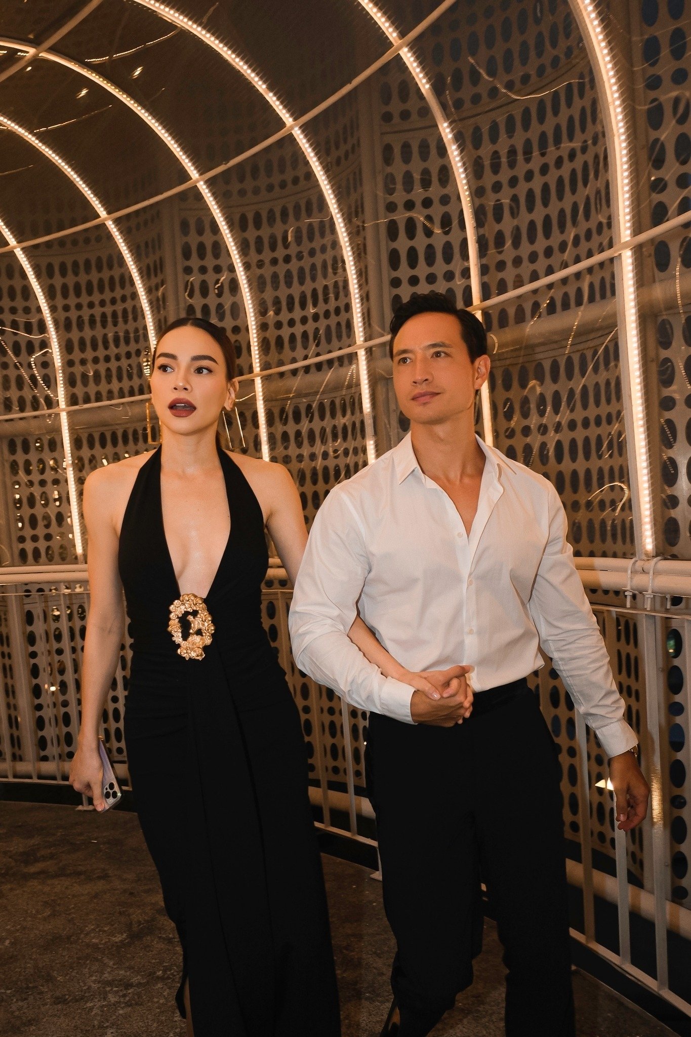 Phong cách thời trang đẳng cấp của Hồ Ngọc Hà: Xuất hiện ở đâu nổi bật ở đó-14