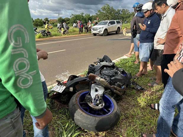Vụ tai nạn khiến thai phụ tử vong: Thiếu niên chạy xe phân khối lớn đã chết-2