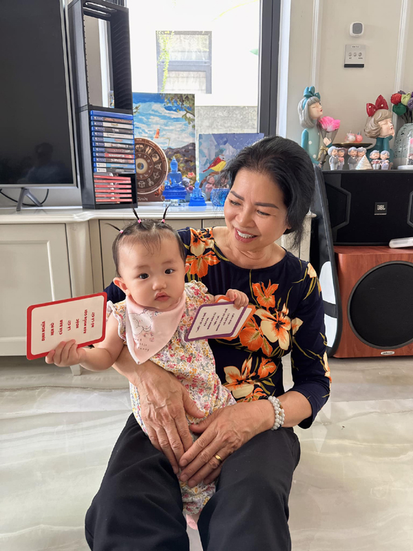 Người phụ nữ khiến chị Kính Hồng Vân Hugo biết ơn cả đời là ai?-4