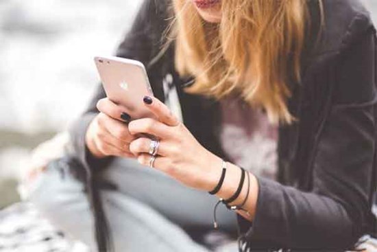 Bị người yêu cũ tống tiền bằng 
