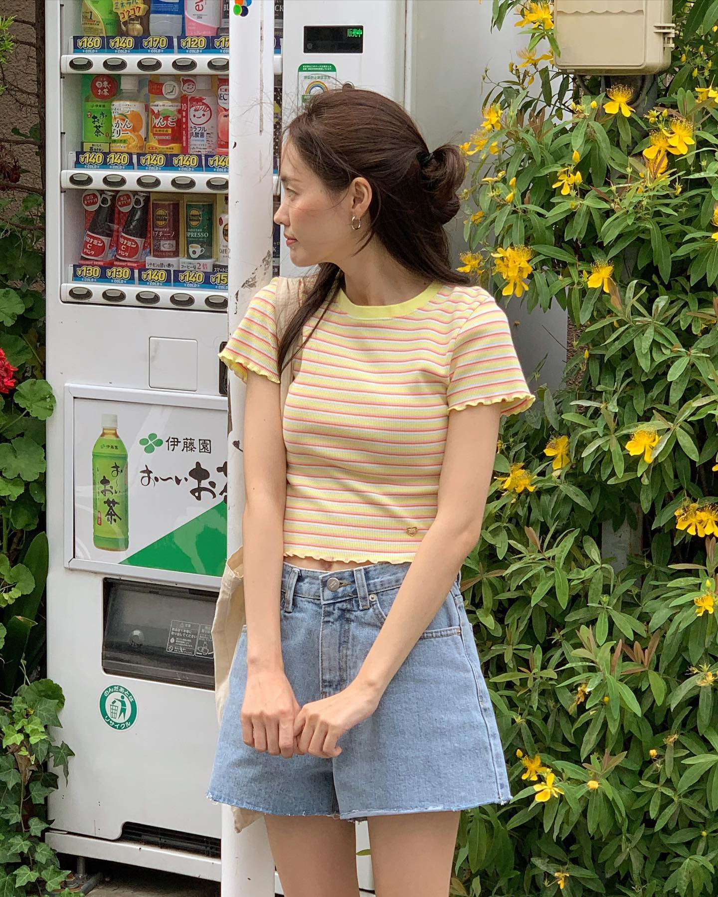 10 cách diện quần short sành điệu cho chuyến du lịch hè-6