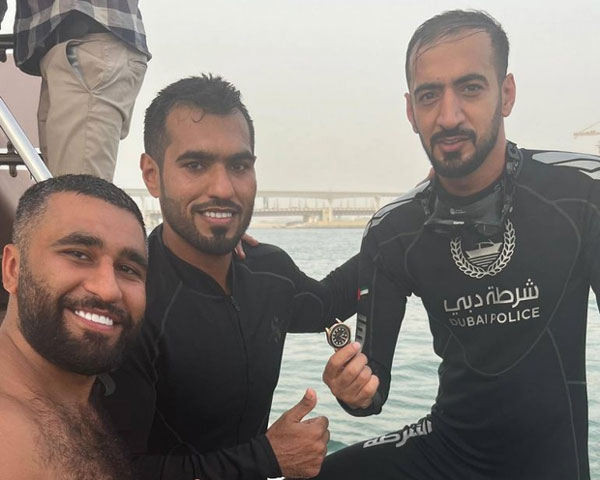 Chỉ có ở Dubai: Đánh rơi Rolex 1,6 tỷ xuống biển, huy động cả cảnh sát để lấy lại chỉ sau 30 phút-2