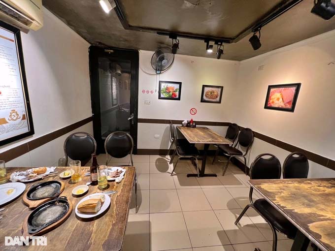 Cô gái tố bị đánh, chửi ngu dốt: Chủ quán bánh mì nổi tiếng Hà Nội nói gì?-2