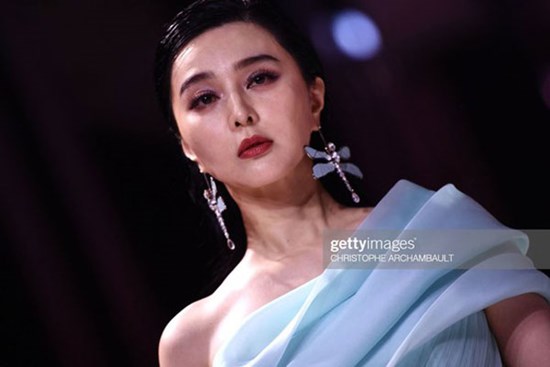 Vỡ mộng nhan sắc Phạm Băng Băng qua