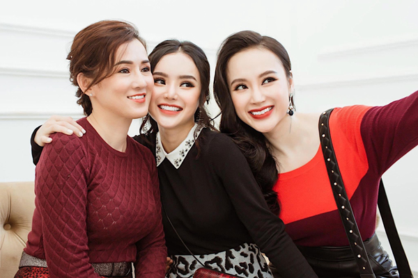 Mẹ  Angela Phương Trinh: Trẻ buôn thúng bán bưng vì gia đình, tuổi xế chiều lột xác trẻ xinh như con gái-3