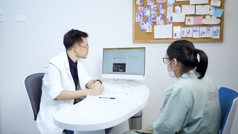 Có nên xin trứng để thụ tinh ống nghiệm tìm con? Bác sĩ nói một câu khiến nhiều đôi phải dè chừng!-2