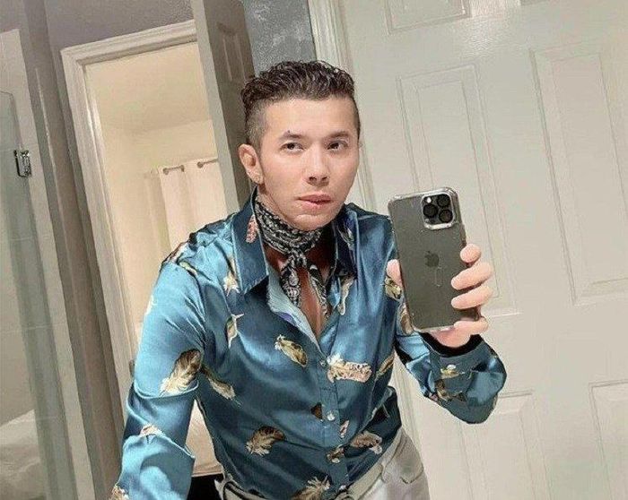 Ca sĩ Kasim Hoàng Vũ tiết lộ lý do gương mặt biến dạng ở độ tuổi U50-1