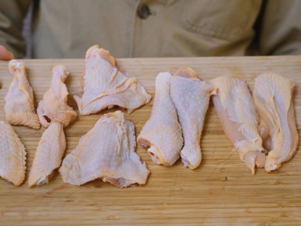 Thịt gà chỉ nên bảo quản trong tủ lạnh bao lâu để tránh nguy cơ ngộ độc thực phẩm?-3