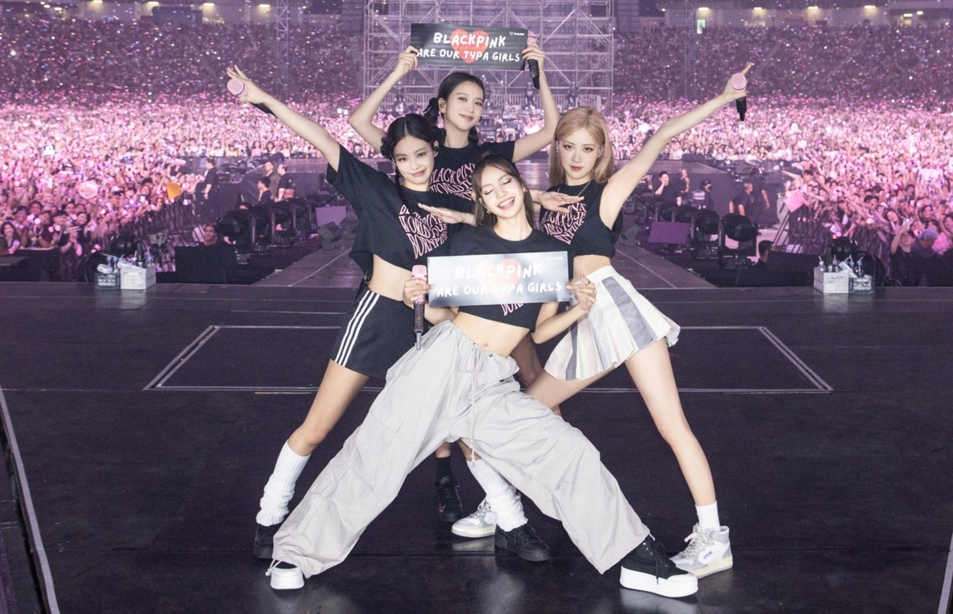 Rủi ro mất tiền khi mua vé concert BlackPink trên MXH-1