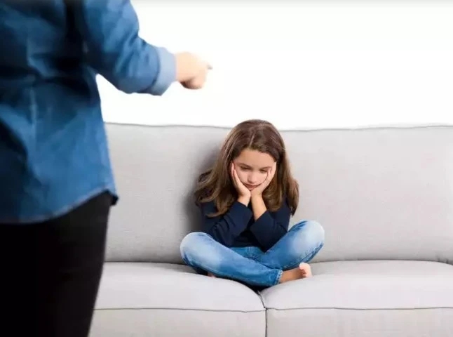 Phát hiện trẻ có những hành vi này, cha mẹ cần uốn nắn ngay-2