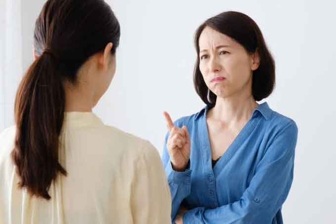 Vì 1 câu nói của em chồng, vợ bỏ về nhà ngoại, mặc kệ mẹ tôi nằm liệt giường-1