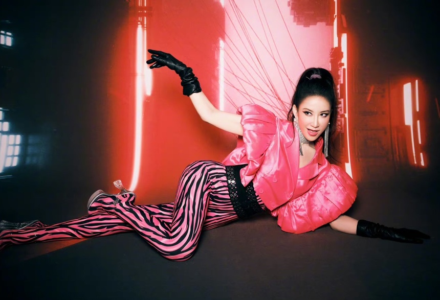 Biến cố bủa vây diva Coco Lee trước khi qua đời-4