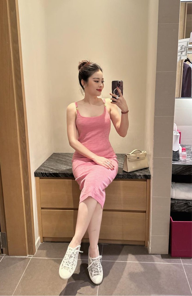 Hằng Túi công khai người yêu mới, chia sẻ lý do ly hôn lần 2-4