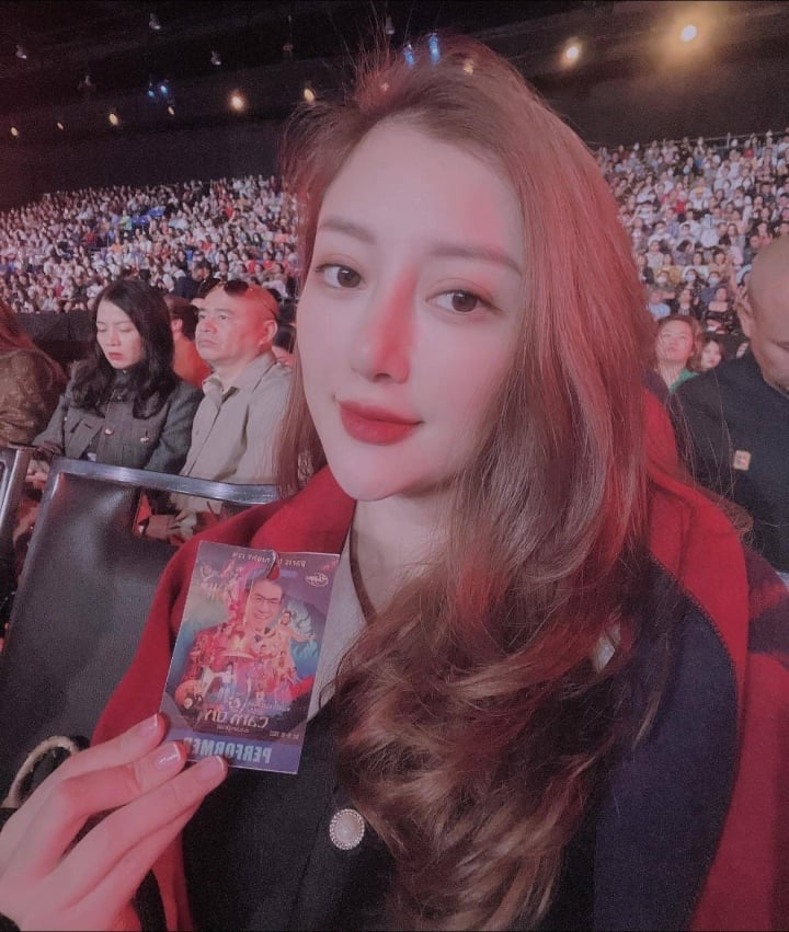 Chân dung bạn gái mới của Bằng Kiều: Xinh đẹp, không có điểm gì để chê-7