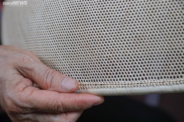 Cận cảnh lồng bàn đắt nhất Việt Nam, giá 30 triệu đồng/chiếc-11