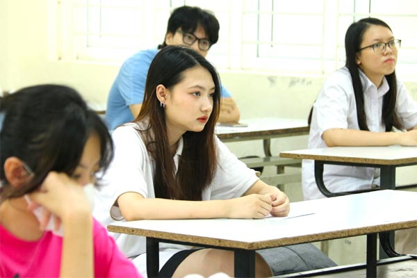 Hôm nay, thí sinh bắt đầu đăng ký xét tuyển đại học-2