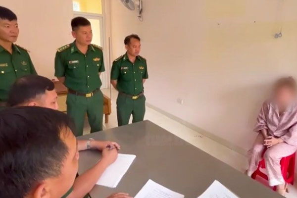 Vụ cô gái bị mua đi, bán lại nhiều lần: Khởi tố 7 bị can-1