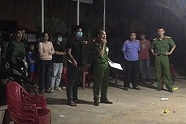 Bắt đối tượng đang trên đường đưa 2 bé gái bán sang Trung Quốc-2