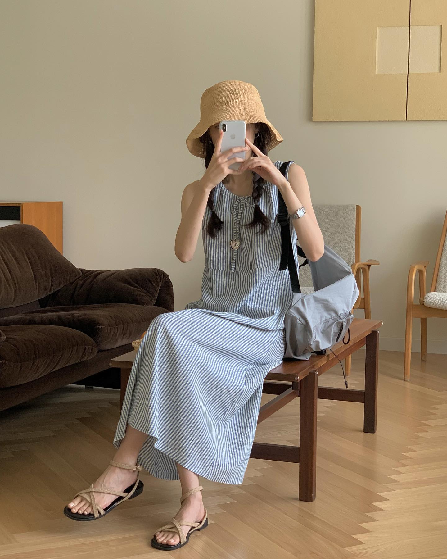 5 kiểu giày dép giúp trẻ hóa phong cách-8