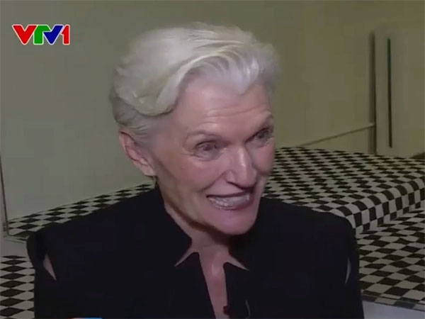 Chân dung người mẹ đa tài của tỷ phú Elon Musk-1