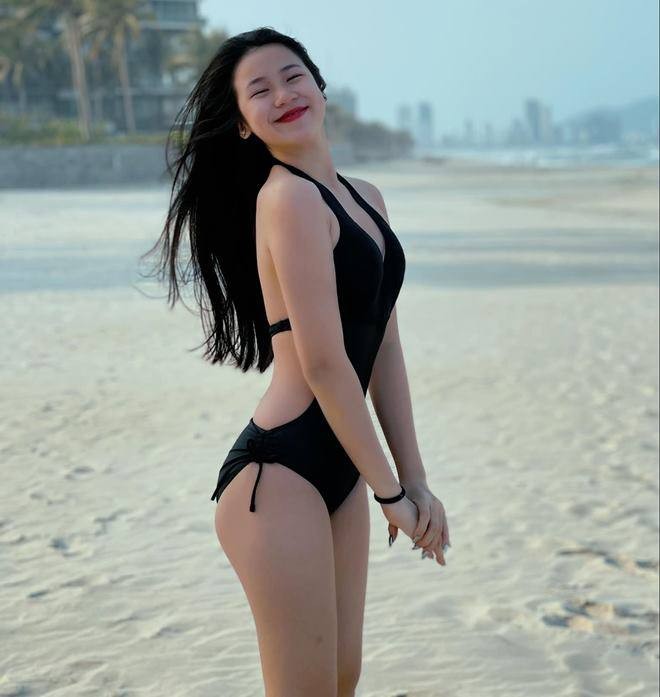 Nữ sinh hot nhất nhì kỳ thi tốt nghiệp THPT là con gái nhạc sĩ Lưu Thiên Hương, ái nữ được mẹ rèn tài sắc vẹn toàn-3