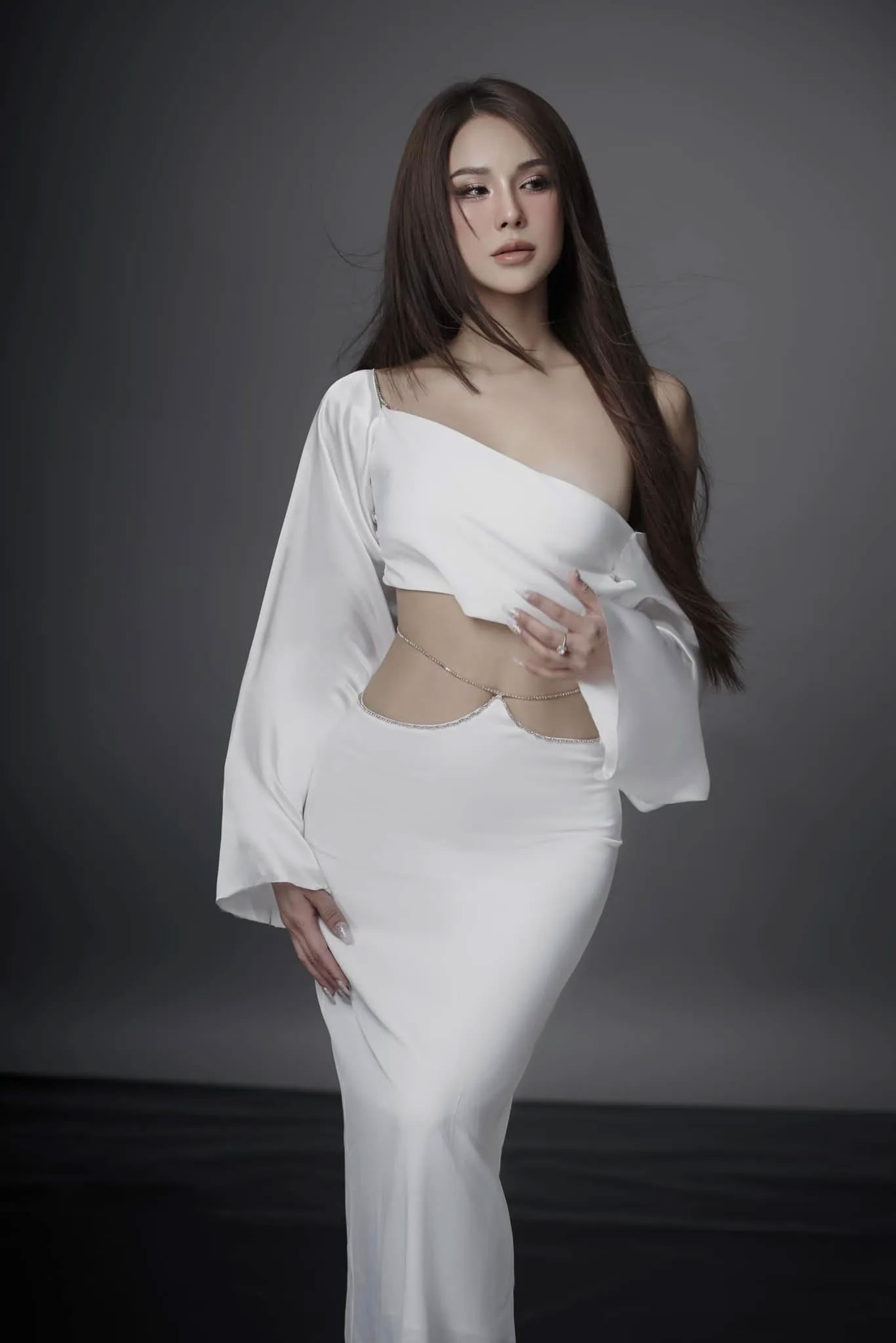 Từ chuyện hậu ly hôn của Diệp Lâm Anh: Khi phụ nữ chẳng thể ngồi im nhẫn nhịn!-1