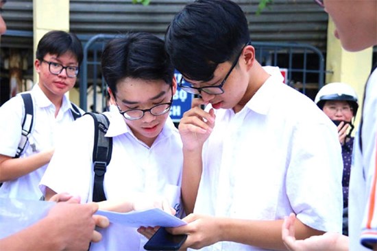3,5 điểm/môn đã trúng tuyển lớp 10 hàng loạt trường THPT ở TPHCM