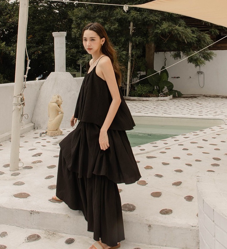 Đầm Maxi Đi Biển Cho Người Thấp Váy tối màu che khuyết điểm