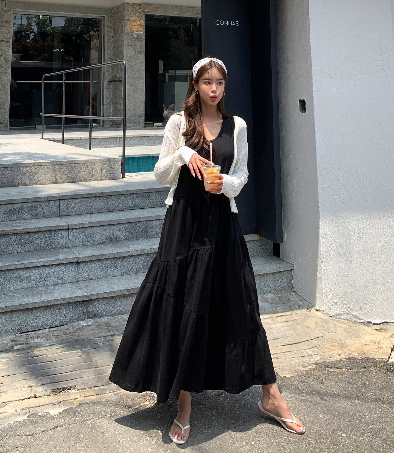 10 set váy maxi đơn giản mà vẫn ăn ảnh cho chuyến đi biển-6