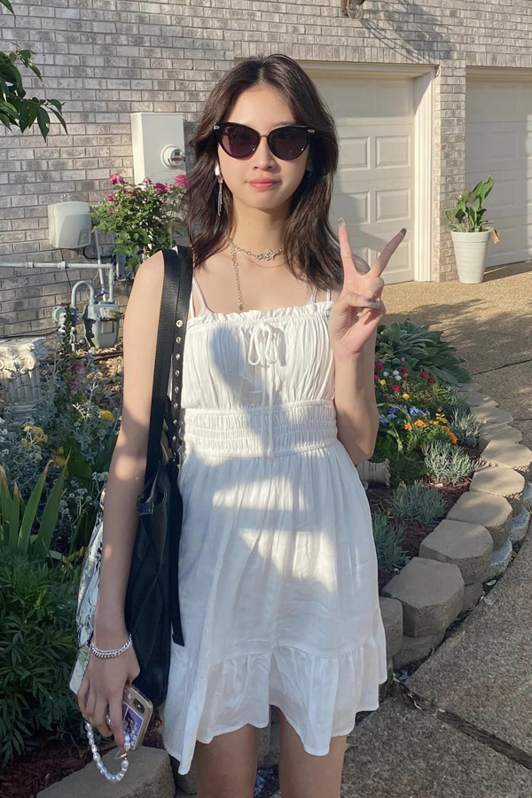 Con gái 14 tuổi của Gái nhảy Minh Thư: Sắc vóc xinh đẹp không thua kém mẹ-5