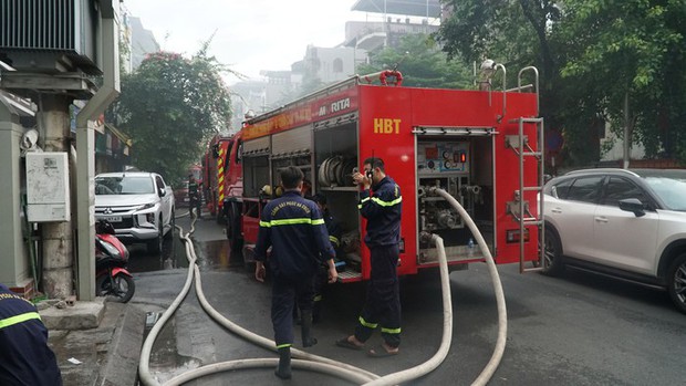 Nhân chứng kể lại vụ cháy khiến 3 người tử vong tại ngõ Thổ Quan-4