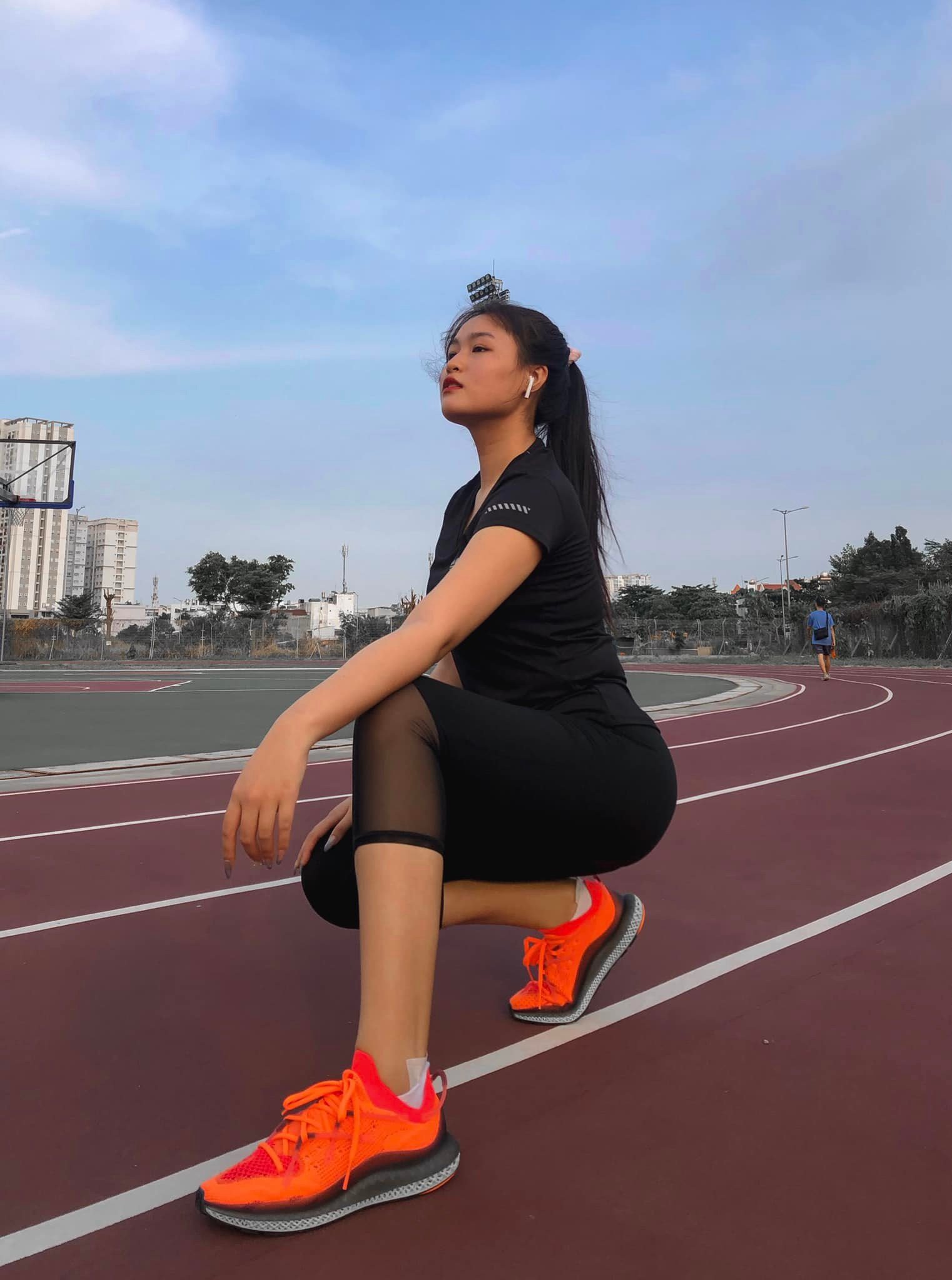 Ái nữ của sao nam có biệt phủ 1.600m2 ở Đồng Nai được khen nên đi thi hoa hậu đẹp thế nào?-4