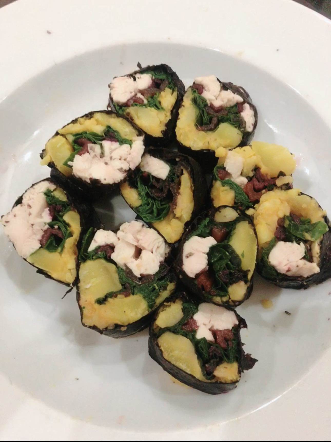 Ái nữ của sao nam có biệt phủ 1.600m2 ở Đồng Nai được khen nên đi thi hoa hậu đẹp thế nào?-5