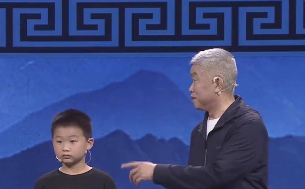 Mang chìa khóa xe gỉ sét đi thẩm định cổ vật, người đàn ông và khán giả đều sửng sốt khi nghe chuyên gia phán về lai lịch của món đồ-2